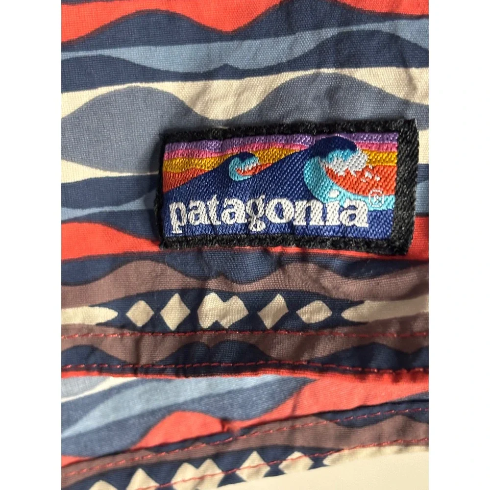 Patagonia Mens Board Shorts Size 35 Blue Red Geometric Wave Print Swim Trunks